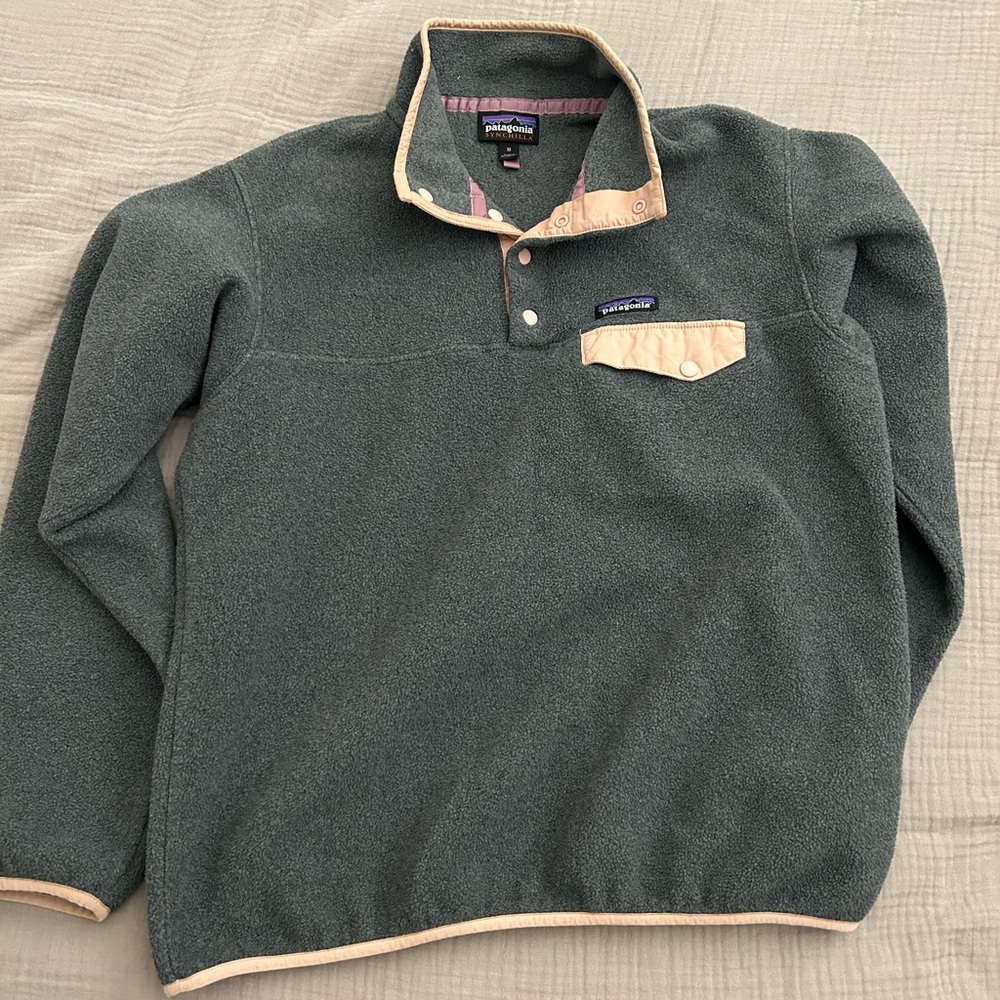 Patagonia Gray and Pink Synchilla Jacket